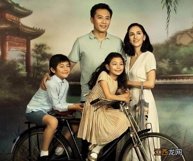 刘烨儿女颜值惊人！诺一五官硬朗似忧郁王子，霓娜身高猛长神似爸