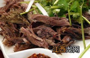 挂着羊头卖狗肉是什么意思呢