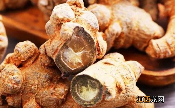 冬天拿什么泡水喝比较好?常喝这个让你远离疾病?