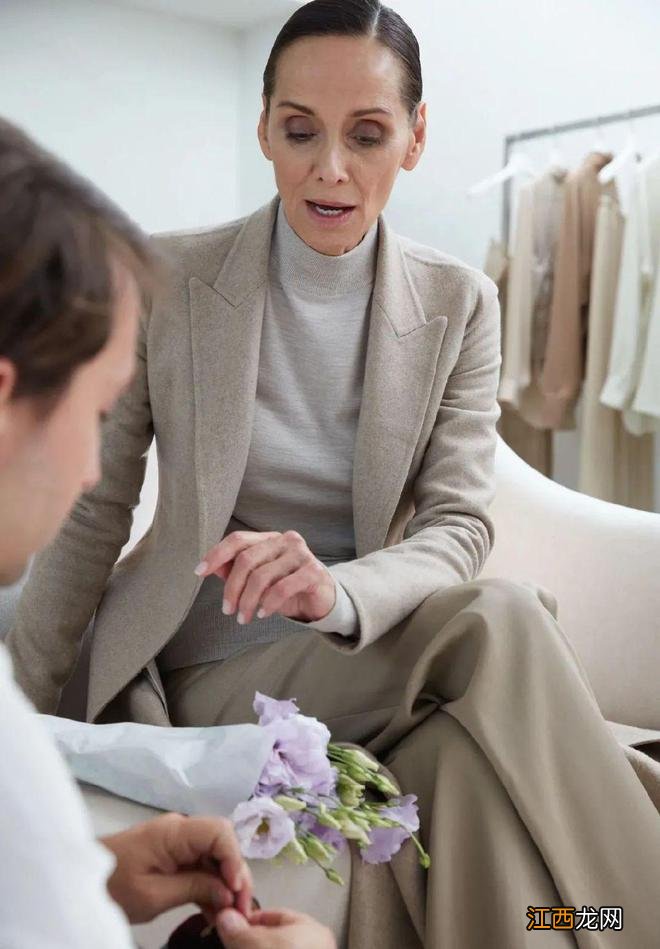 『老钱风』突然爆火！其实我们普通人也用得上