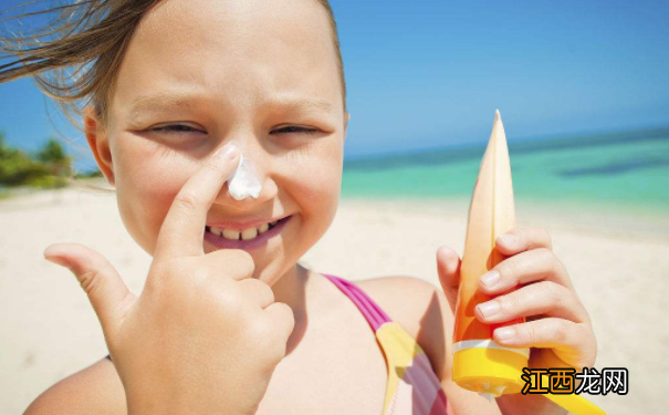 女性防晒的方法有哪些？女性防晒用什么方法好？