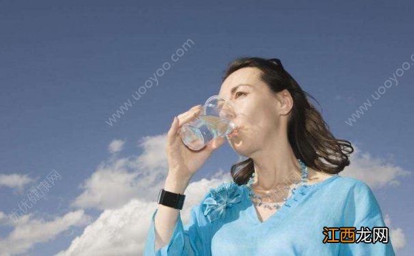 冬天怎样给皮肤补水?冬天补水要怎么做?