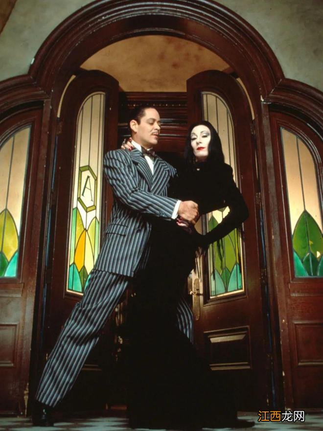 《星期三》的女主为什么选她?