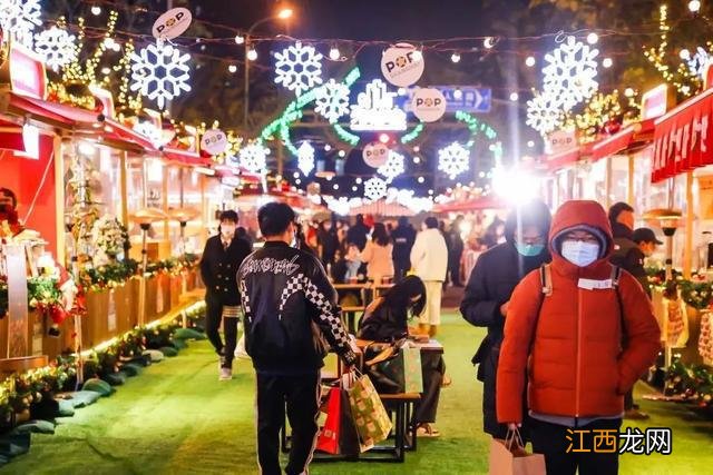 上海这些地方“下雪”了！冬日氛围感拉满