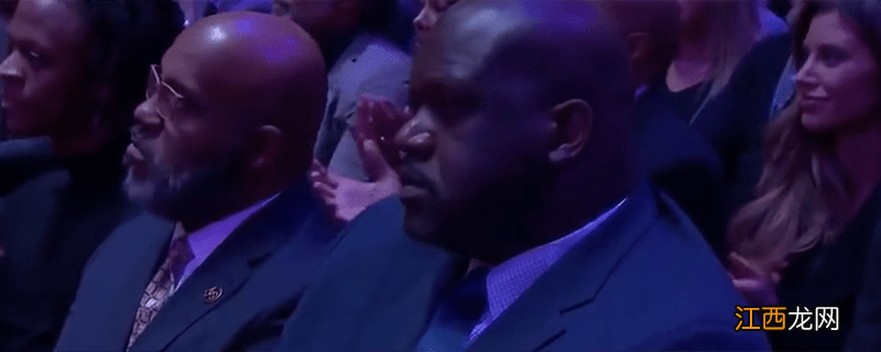 奥尼尔演小学生的电影叫什么奥尼尔扮演一个小学生是什么电影