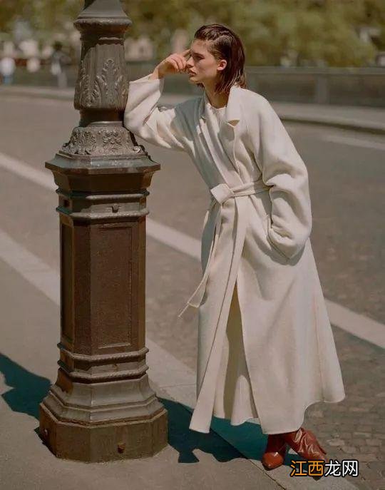 穿的简单,才更高级