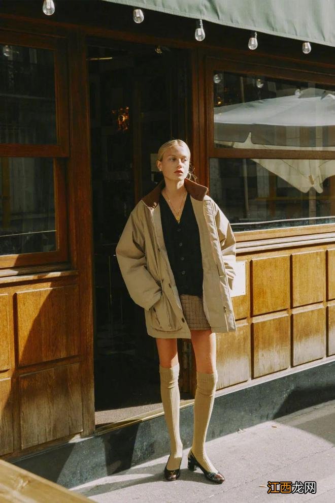 让羽绒服超出彩的5件内搭长这样！保暖又时髦，太好看了！