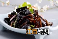 哪些食物适合做下酒菜？喝酒时要避免吃什么食物？