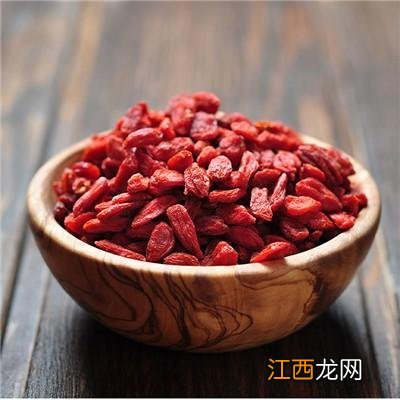 开水泡枸杞的坏处是什么