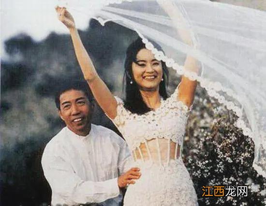 林青霞回应婚变传闻 称老公邢李?是她心中的巨人