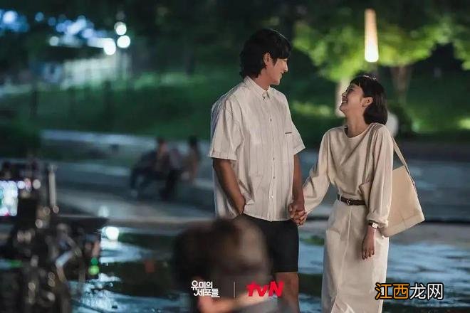 金高银穿搭分析:普通人穿不出她清瘦随性,但微胖身材也能穿出彩