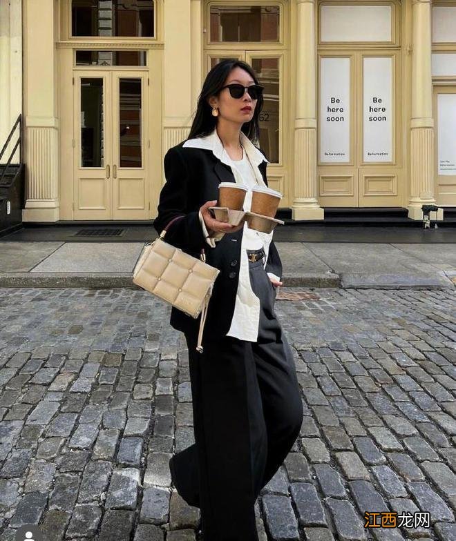 冬天喜欢大气的穿搭,街头造型让人百看不厌,经典又好看