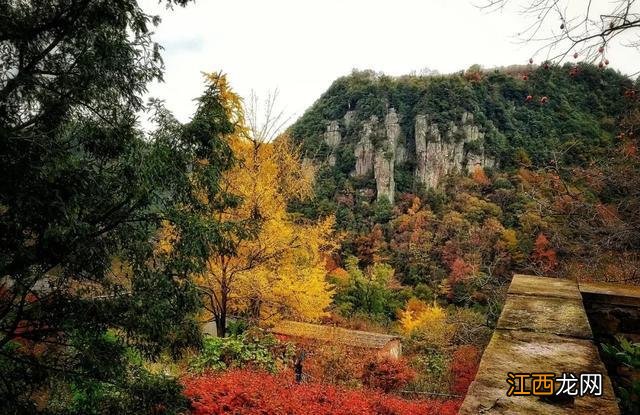 丹山赤水，处处皆是秋景