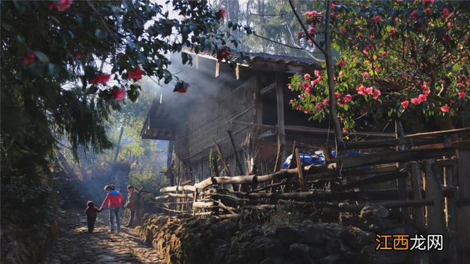 美景、温泉、美食 早该推荐腾冲旅游了