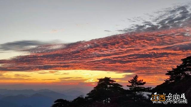 住进黄山的秋 沉浸式感受一场日落