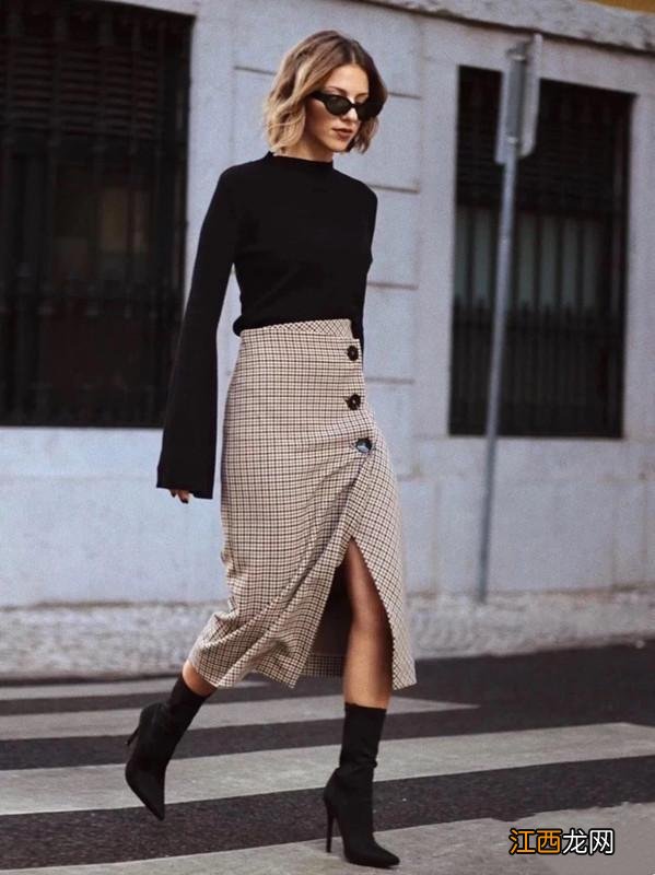 冬天穿裙子，配短靴才好看呀