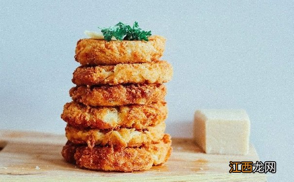 吃什么食物会导致胃酸？哪些食物不利于胃部健康？