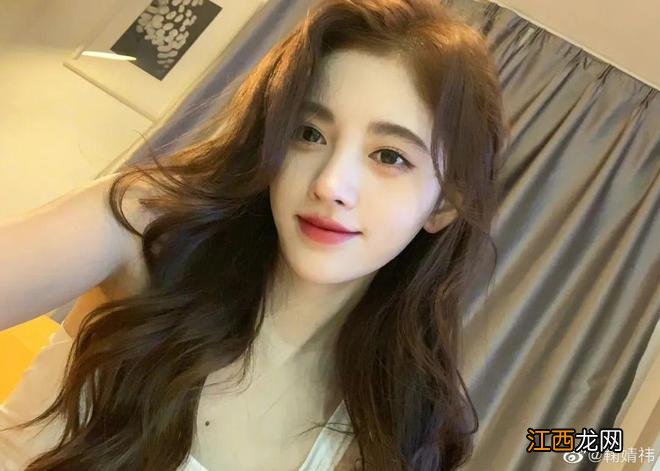 我悟了！冷系美女风真的很适合秋冬！