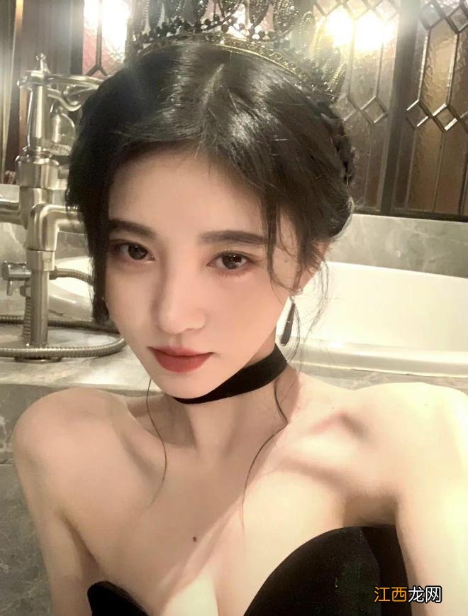 我悟了！冷系美女风真的很适合秋冬！