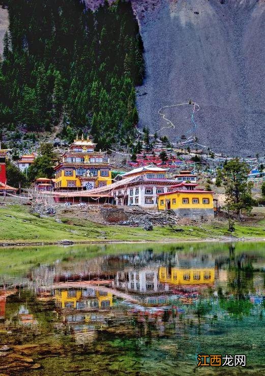 人间不值得,只想去四川