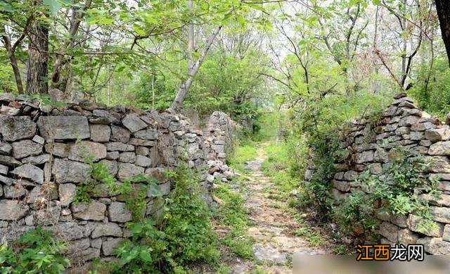 江苏又一古村走红,位于徐州,距今600多年房屋都由石头建造