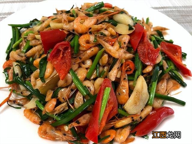 广西龙脊镇,有“世界梯田原乡”,还有四大特色美食任你挑选