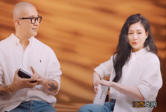 小S自曝脑雾后遗症：记不住嘉宾名字，忘记提问，大S有同样症状