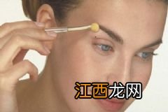 女性护肤保健吃什么好？女性日常护肤常识有哪些？