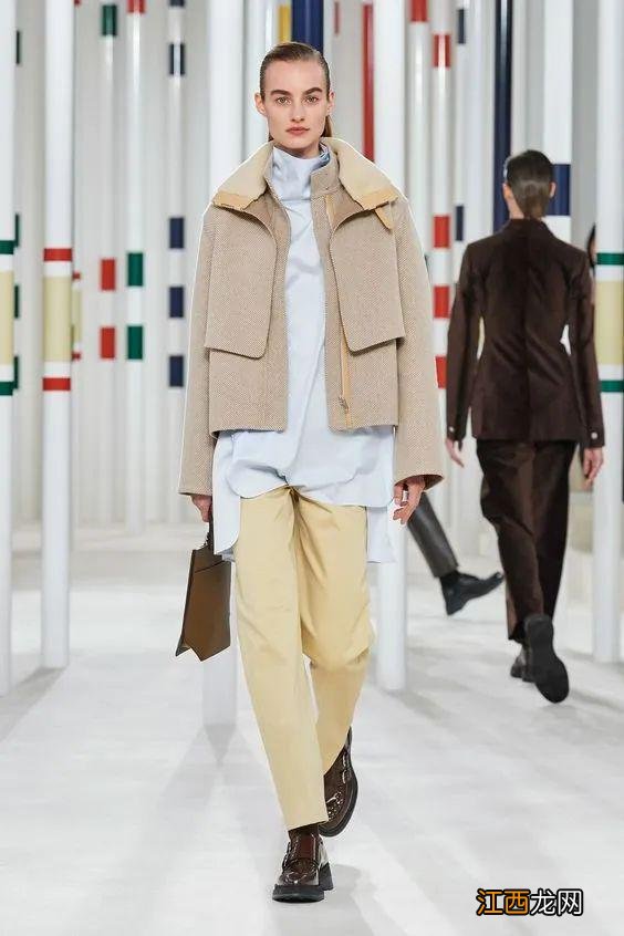 秋冬的优雅时髦,有这4件衣服就够了