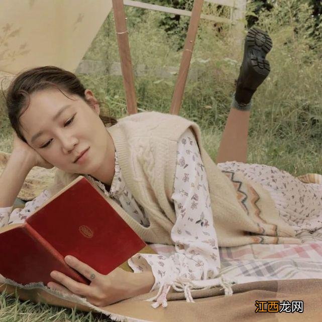 40岁闪婚小奶狗，她的穿搭比恋情还火