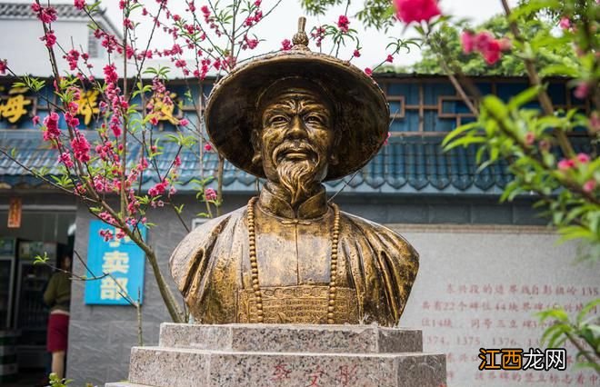 中越边境的东兴市，地处广西，旅游热度高