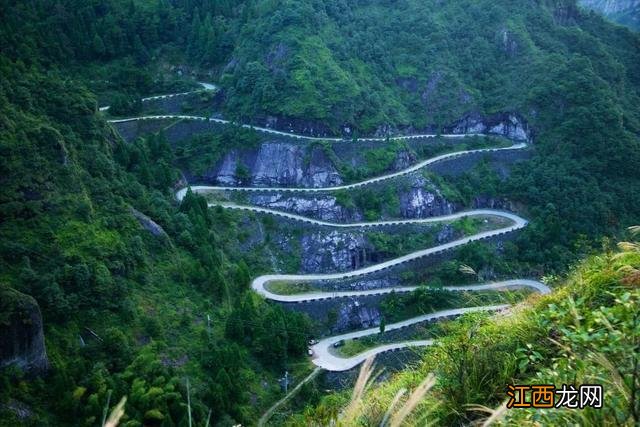 北京的“魔鬼公路”，堪比秋名山，是北京的最美悬崖公路