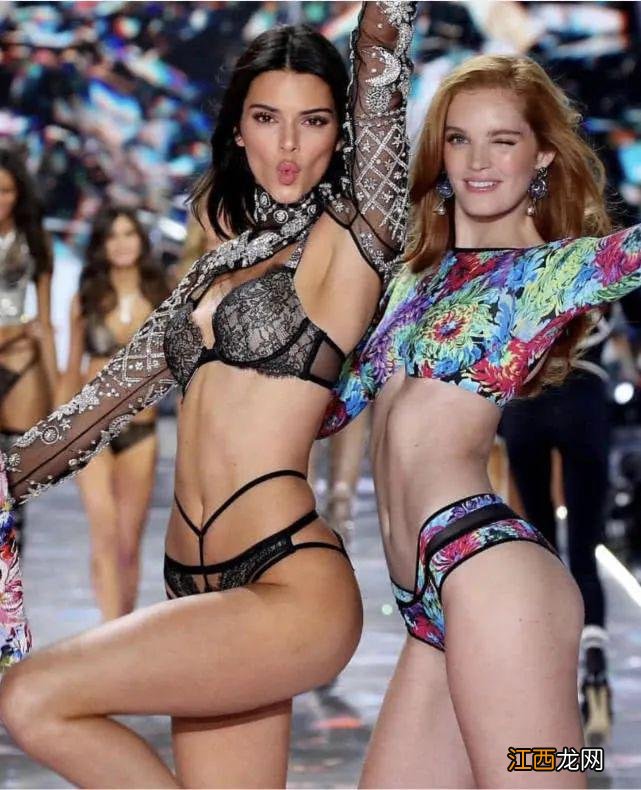 68岁出道的银发模特,走T台,上封面,奶奶也太酷了!