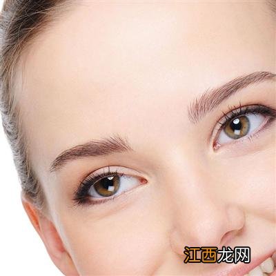 眼皮底下长疙瘩是什么原因