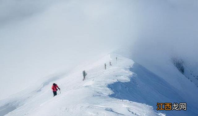 17名登山队员全部遇难，7年后发现日记，记录下临死前诡异现象