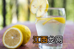 柠檬蜂蜜能用塑料瓶装吗？柠檬蜂蜜用塑料瓶装有什么危害？