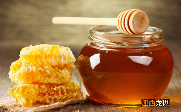 吃什么能让皮肤光滑？女人吃什么能让皮肤水嫩光滑？