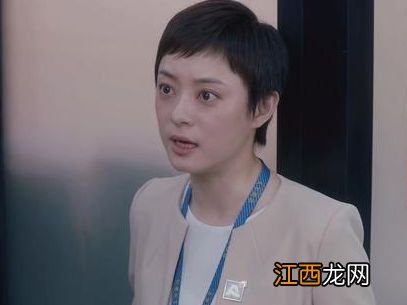 邓超近照暴瘦五官大变样，孙俪也眼凸脖子鼓，这对夫妻怎么了？