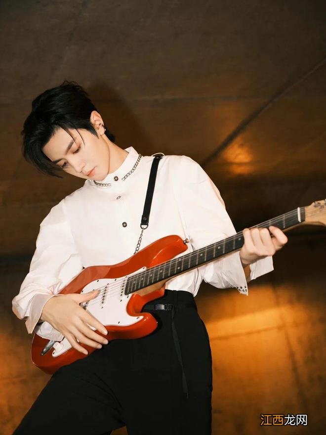 直播看自己的洞房视频?愿称内娱最强社死现场