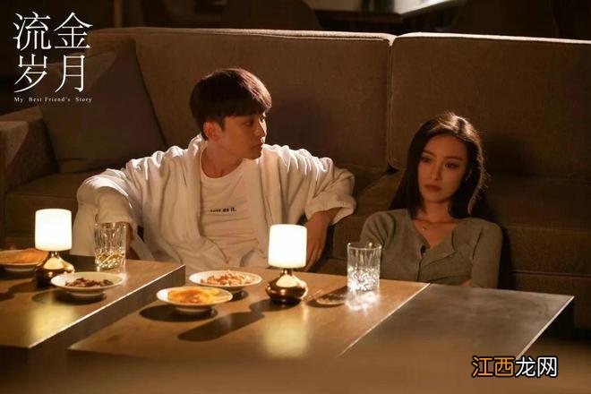 时髦软糯针织衫,降温天“随便穿穿”