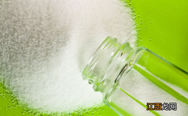 怎么用食盐洗脸?食盐有什么美容功效?