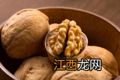 吃黑木耳有哪些注意事项？黑木耳有哪些家常做法？