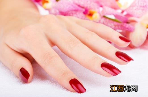 女性做美甲对身体有什么危害 女性美甲的四大严重危害