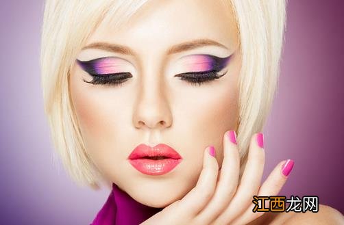 爱美女性要当心美瞳会掉色 美瞳会掉色吗?