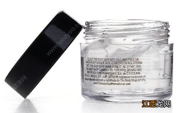 哪些眼霜好用又平价？美体小铺接骨花木眼胶效果怎么样？