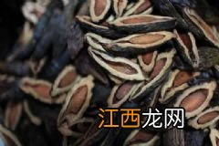 黄花菜的功效作用是什么？黄花菜的烹饪技巧有哪些？