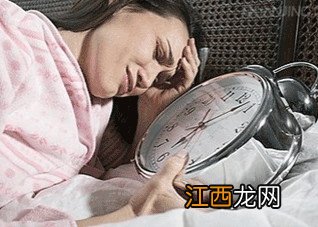 分析失眠症状给人们的各种危害