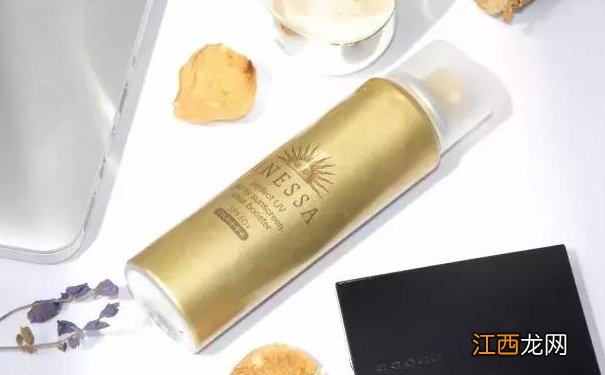 安耐晒适合油性皮肤吗?安耐晒喷雾每次用量多少?