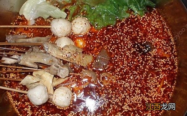 悬赏110碗麻辣烫,广西一店主“通缉”使用假币男子