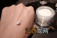 DHC防晒乳适合OL用吗？防晒乳什么时候涂抹防晒效果好？